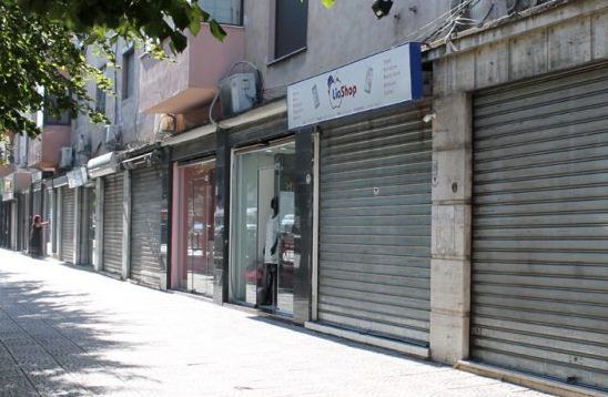 9500 punonjes marrin pagen e luftes: Kryeson Tirana, ja aplikimet qe u refuzuan